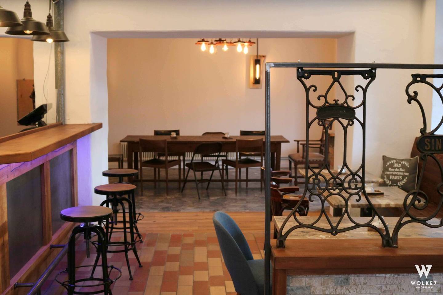 Hospitality premises in village center with high visibility