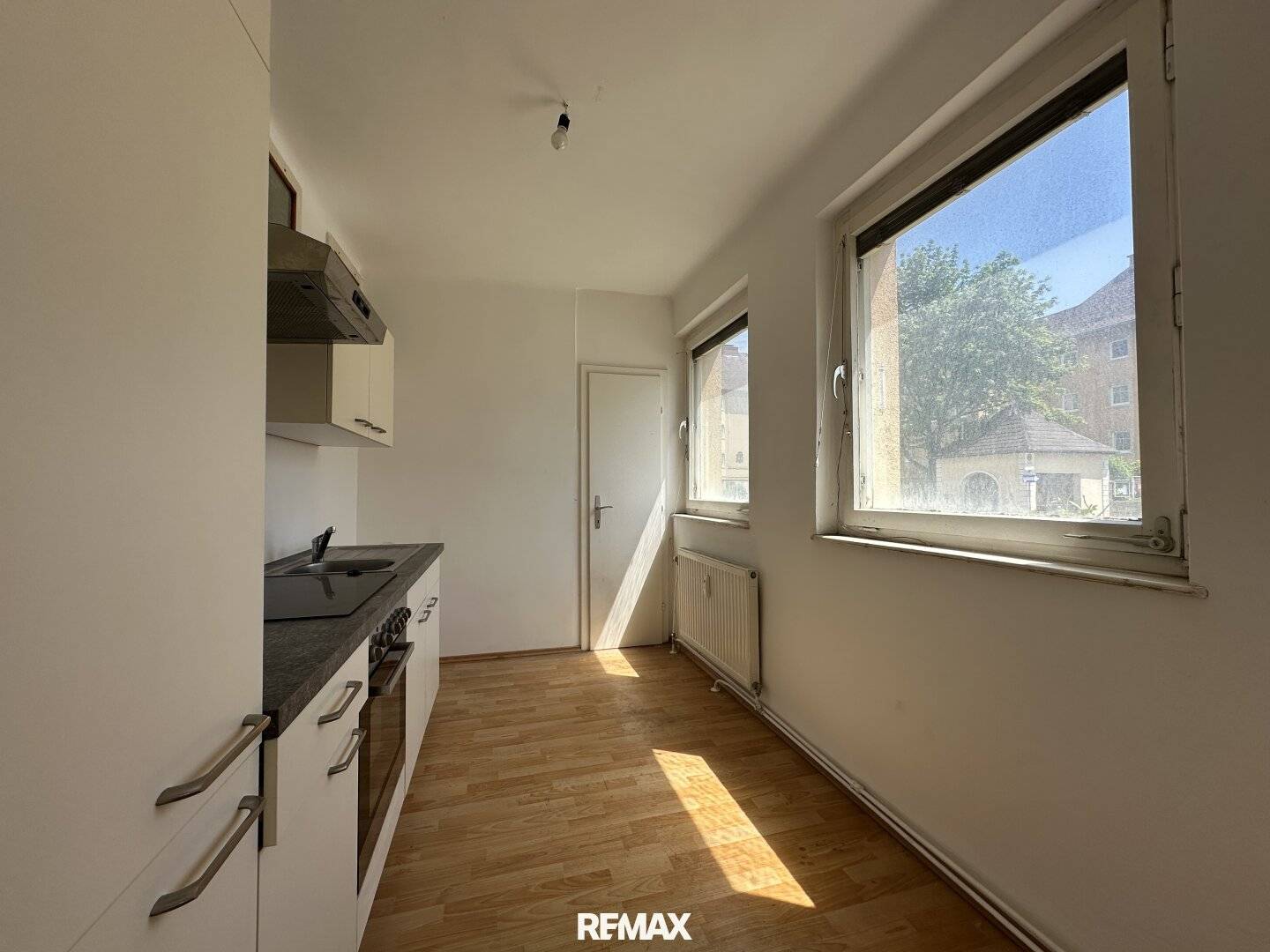 Erdgeschosswohnung mit Kellerabteil in zentraler Lage