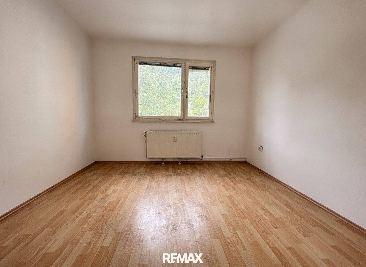 Erdgeschosswohnung mit Kellerabteil in zentraler Lage