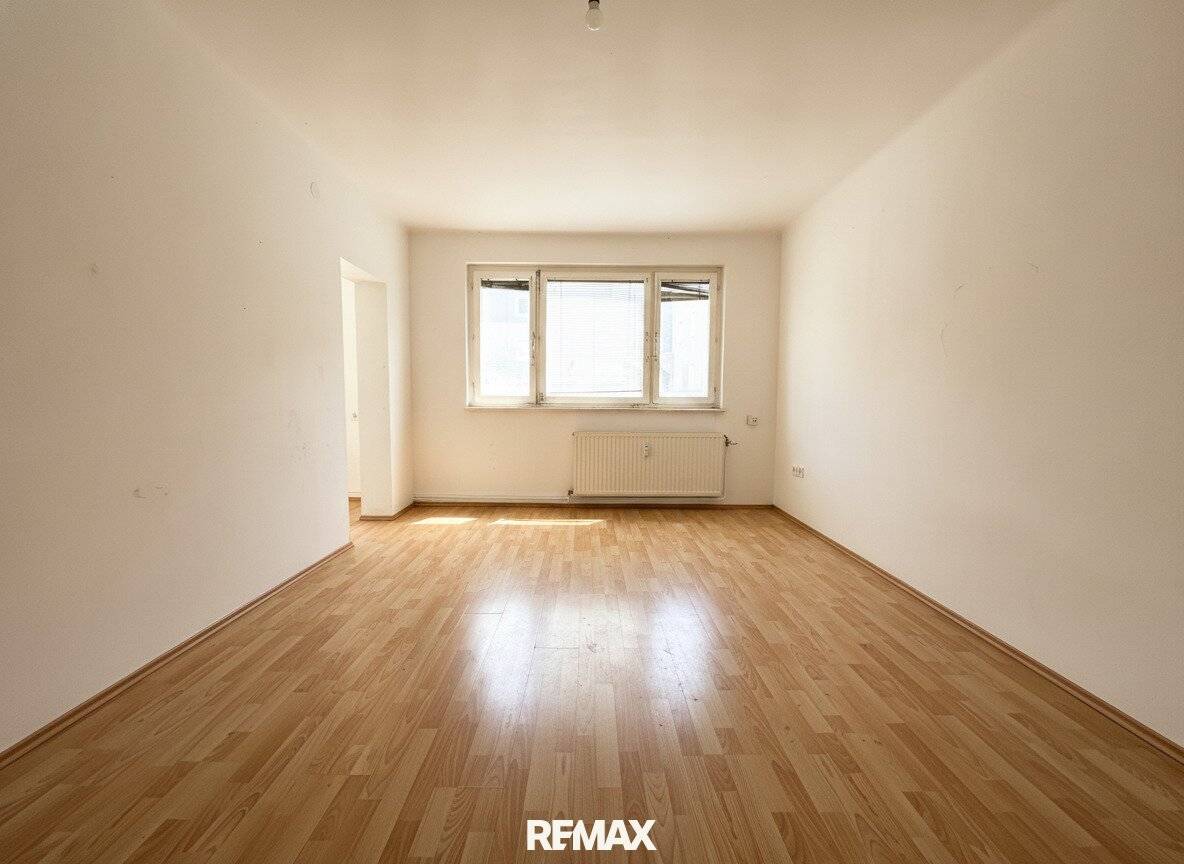 Erdgeschosswohnung mit Kellerabteil in zentraler Lage