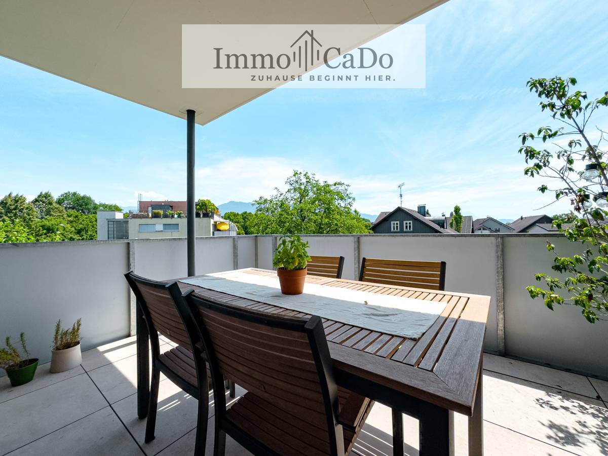 Neubauwohnung mit Balkon und Tiefgarage in ruhiger Lage