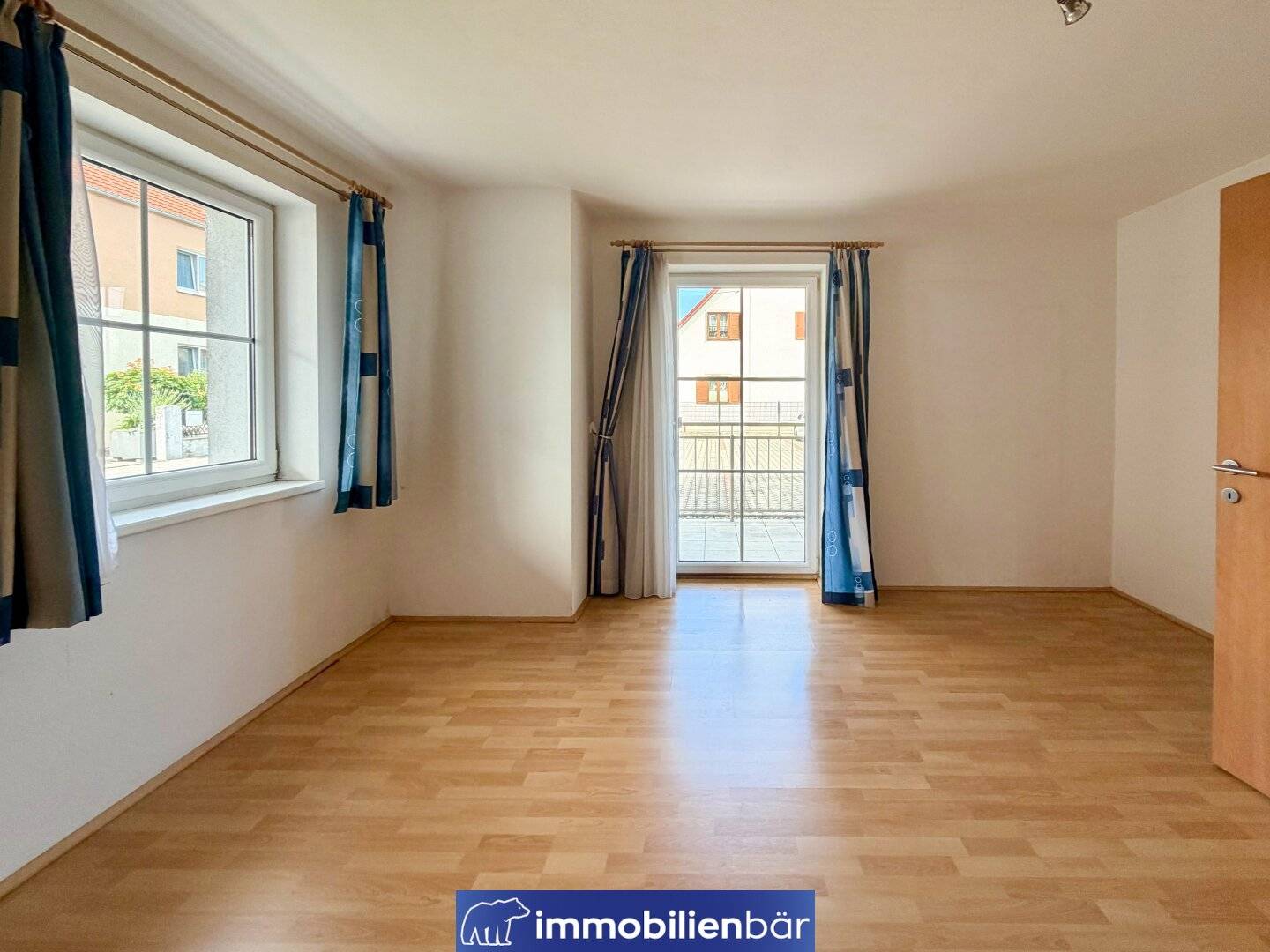 Ground floor apartment with terrace and garden share