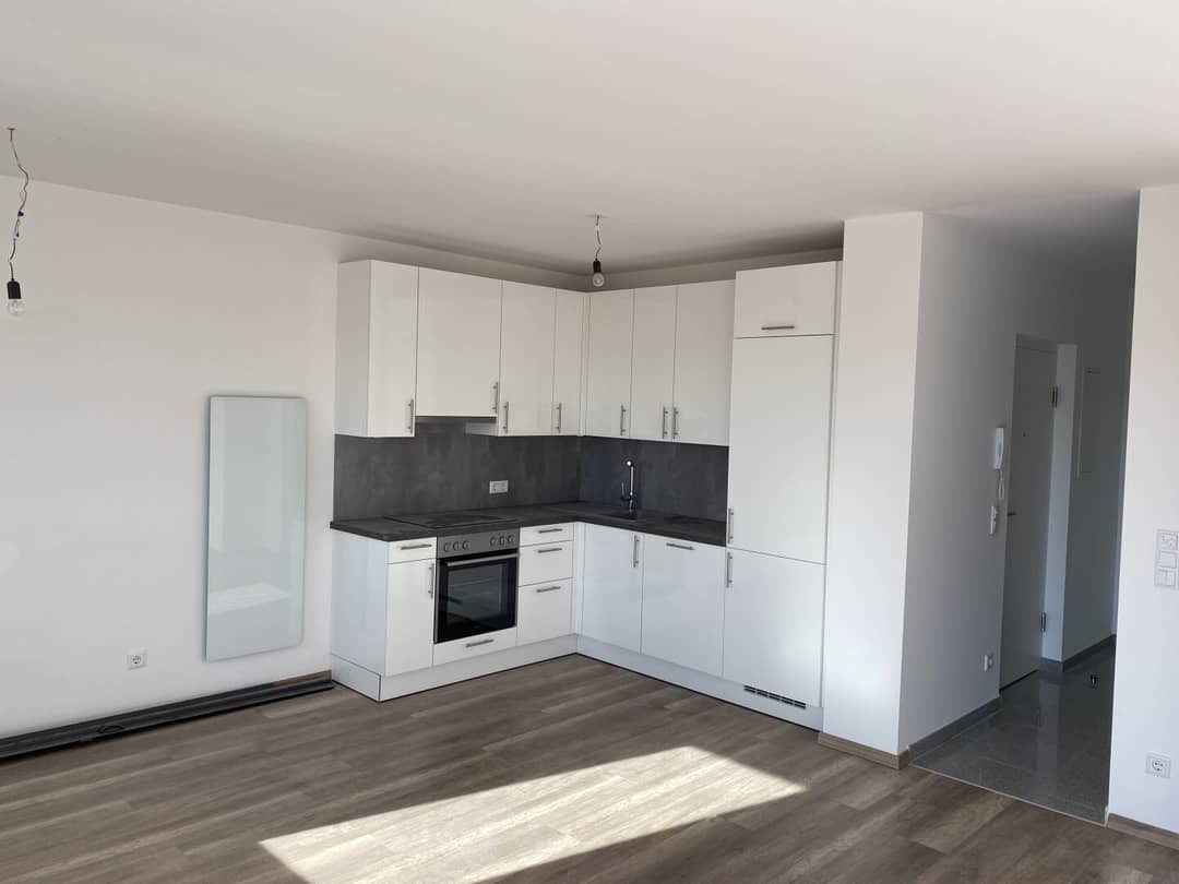 Neubauwohnung mit Balkon und Einbauküche in Hankenfeld