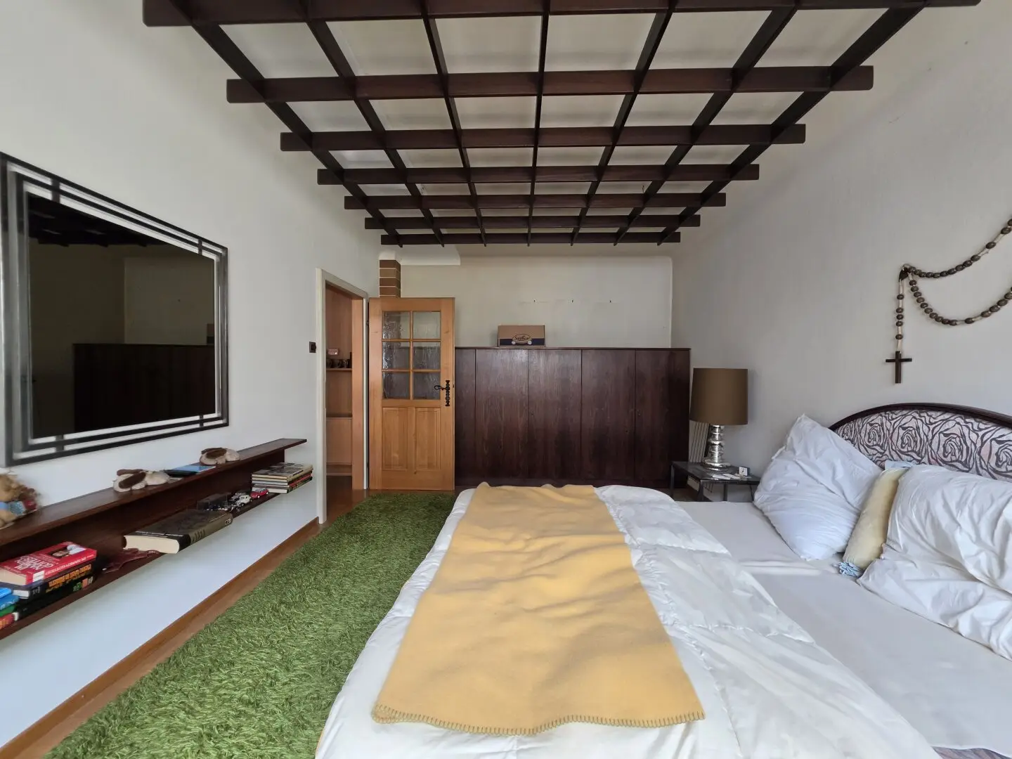 Quiet 2.5-room apartment with west orientation near Yppenplatz