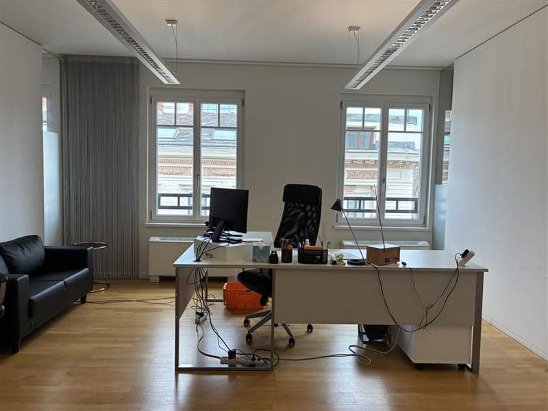Helle Bürofläche mit Dachterrasse und Klimaanlage in bester Innenstadtlage