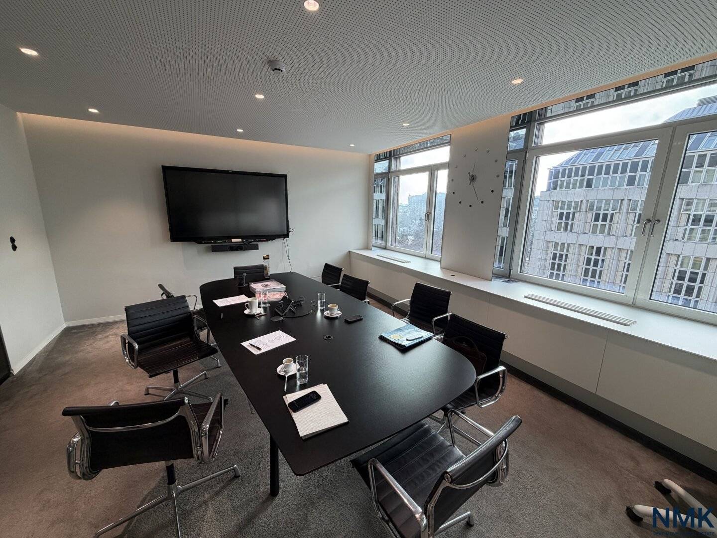 Großzügige, elegant möblierte Bürofläche in bester Innenstadtlage