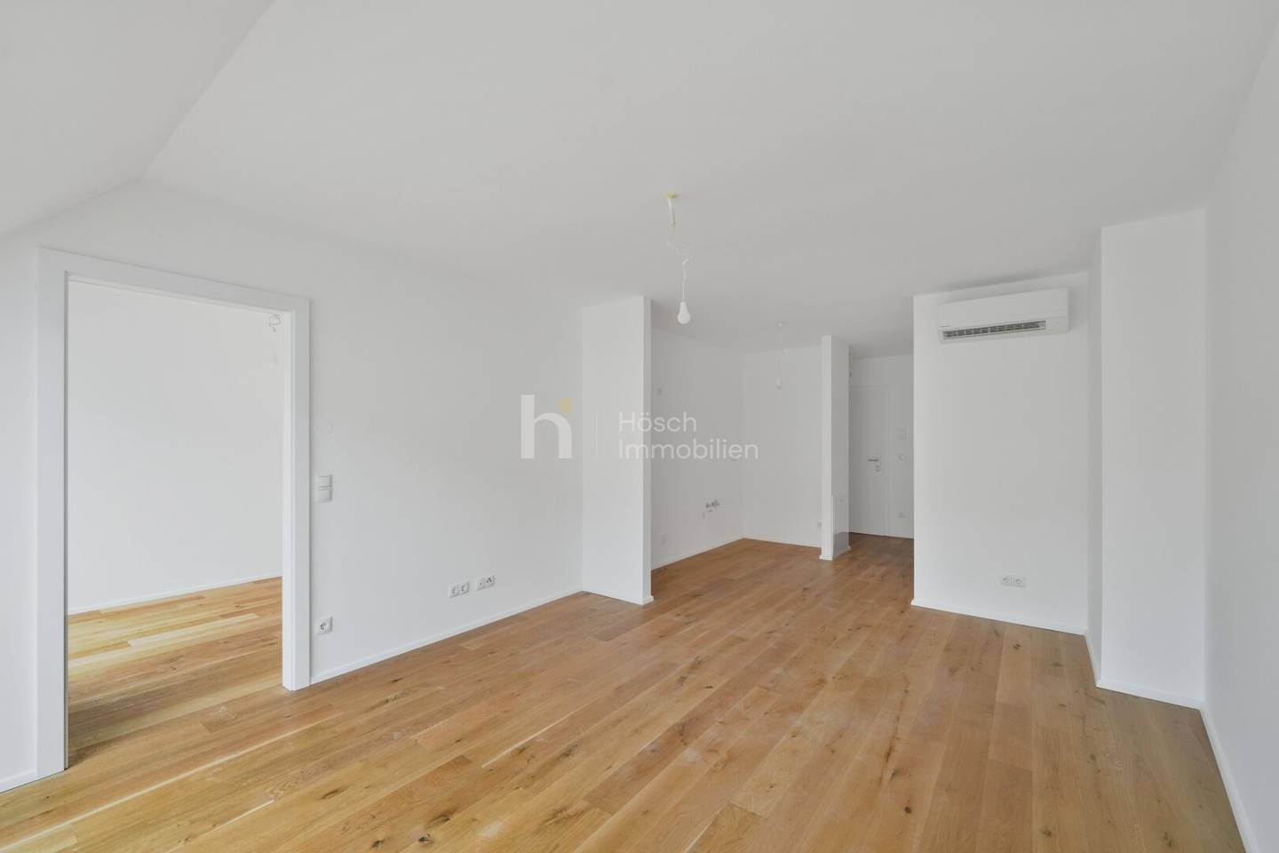 Dachgeschosswohnung mit Terrasse in Margareten