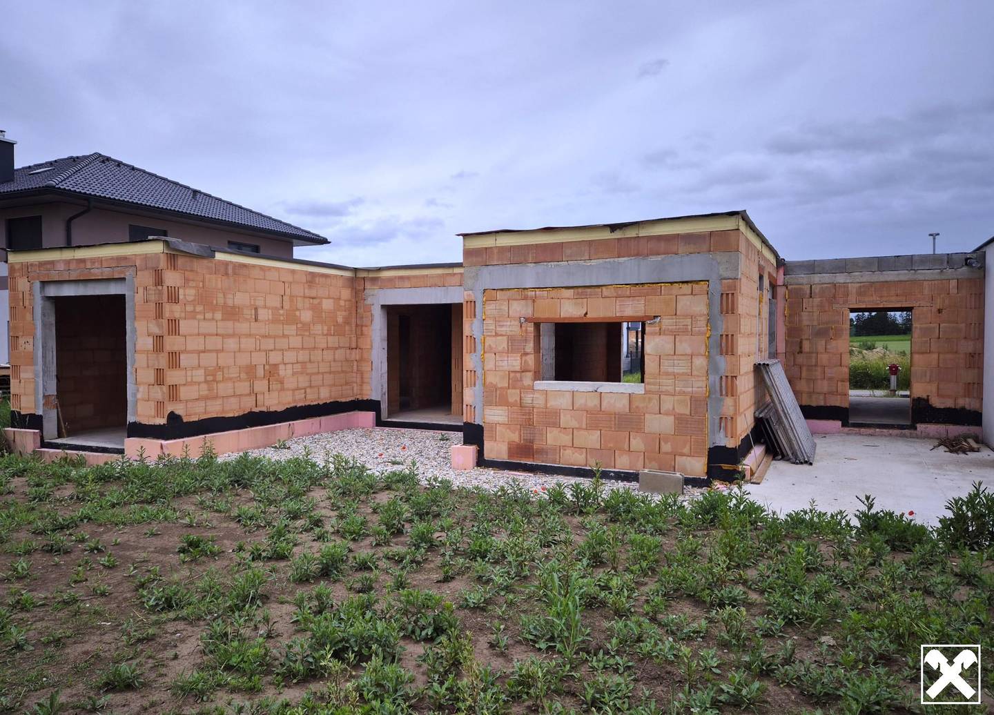 Bungalow Rohbau mit Terrasse und Garage in Sierndorf