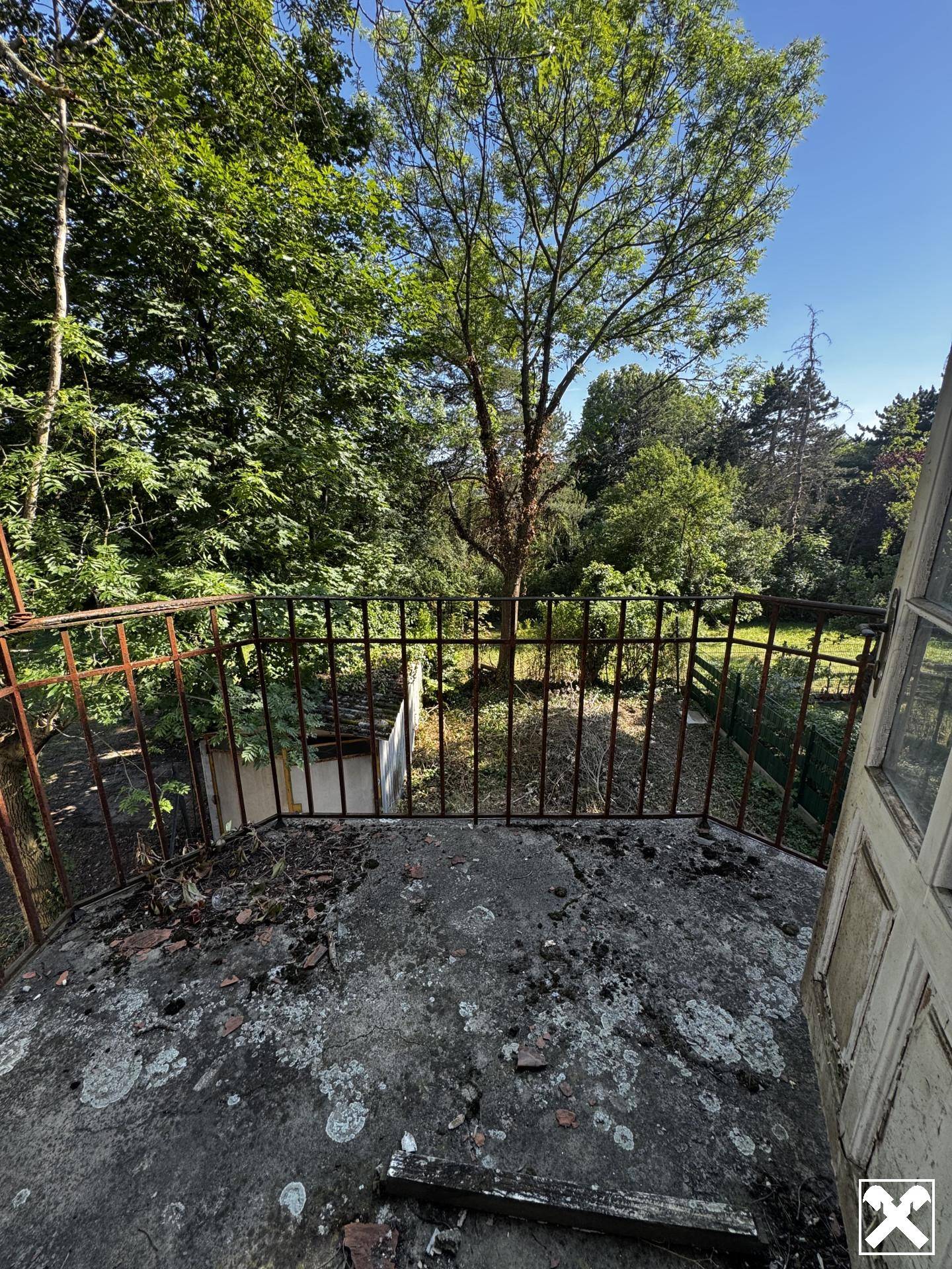 Charaktervolle Altbauvilla mit Garten in Hietzing