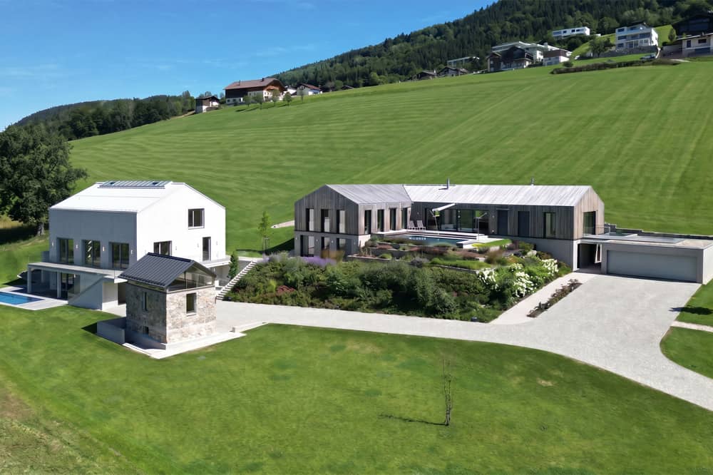 Architektenvillen mit Seeblick und eigenem Schwimmteich