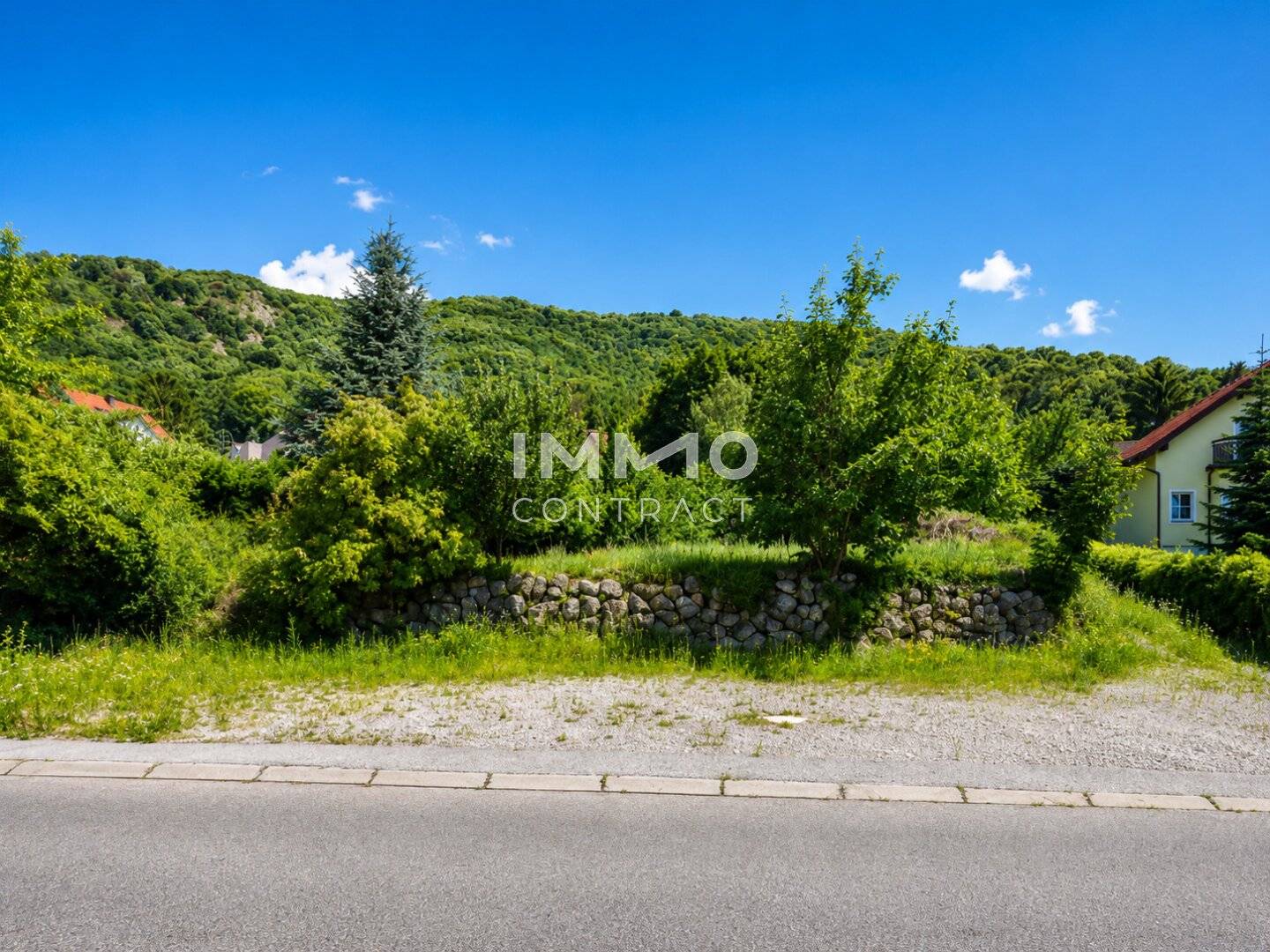 Großzügiges Baugrundstück mit Westblick in Hainburg