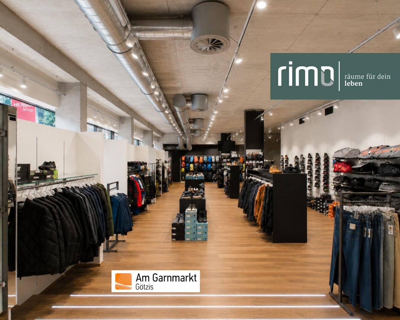 Retail space at Garnmarkt with parquet and elevator