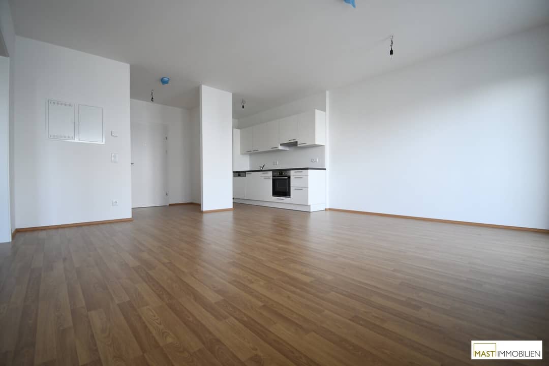 Neubauwohnung mit Balkon und Einbauküche in Spillern