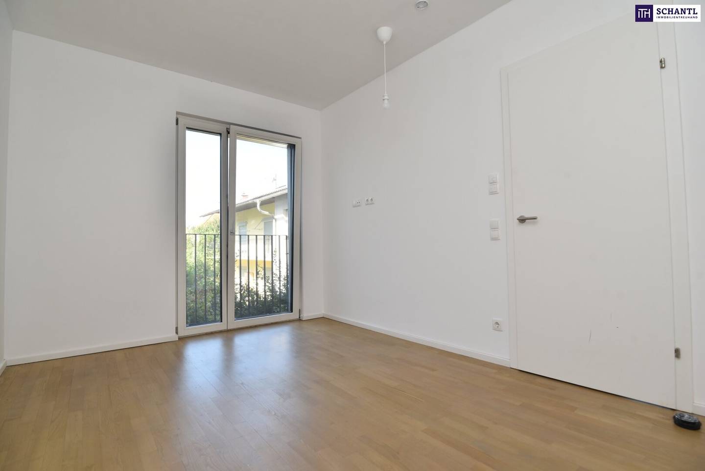 Stylisches Wohnjuwel mit großzügiger Terrasse – top ausgestattete 2-Zimmer-Wohnung in absoluter Ruhelage!