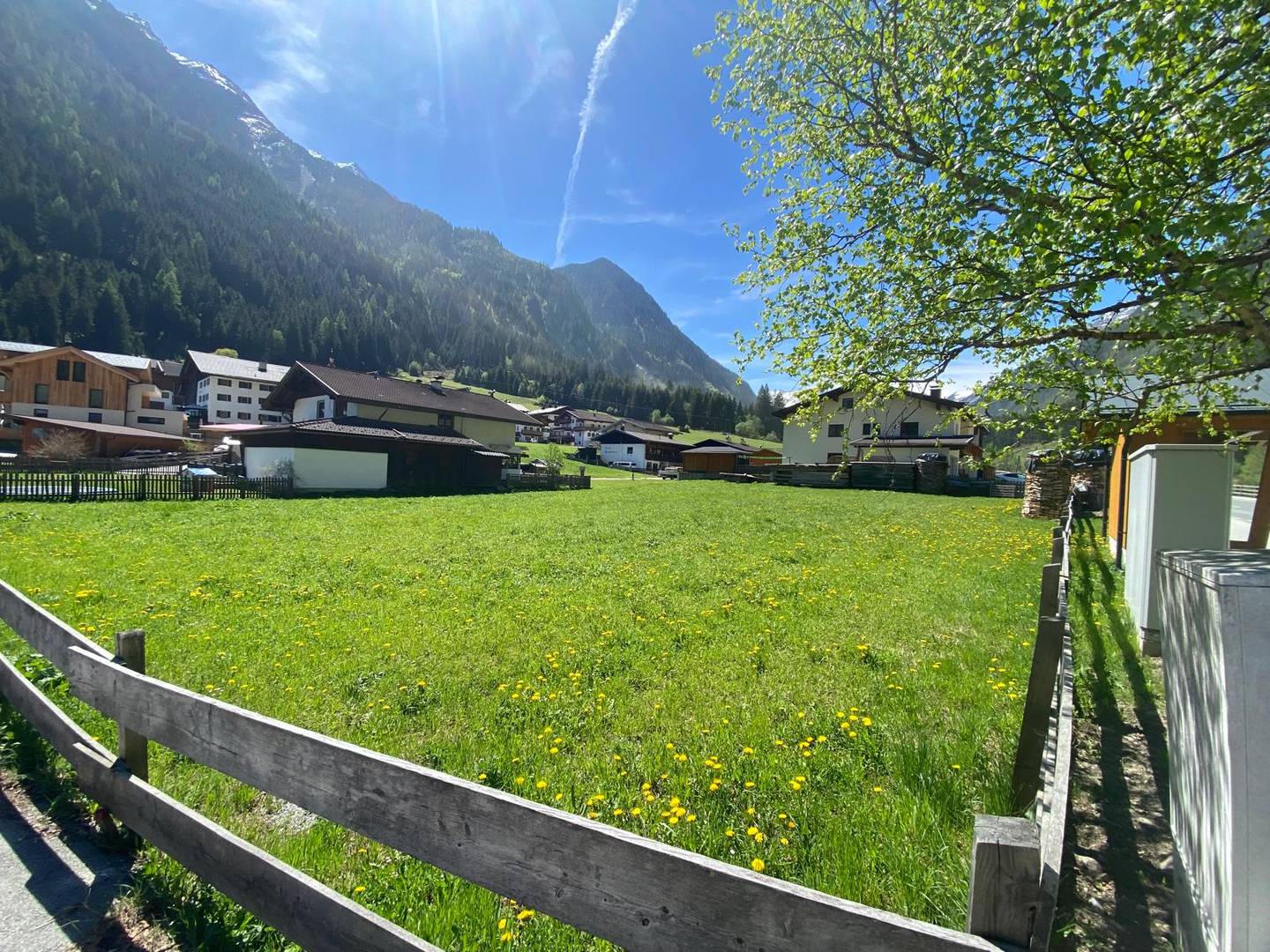 Sonninges Grundstück mit Gletscherblick in Neustift