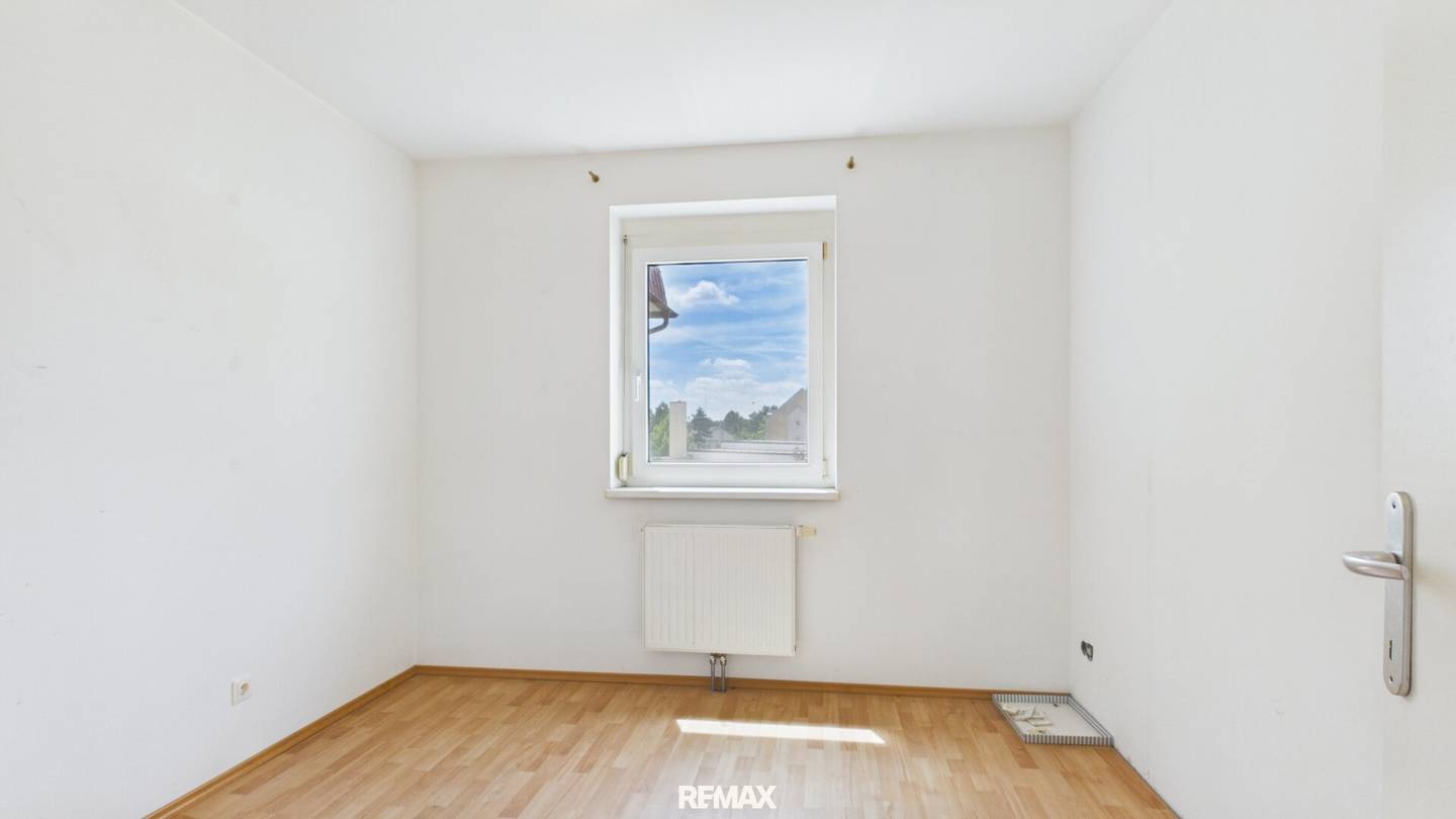 Helle 3 Zimmer Wohnung mit Parkplatz im Zentrum