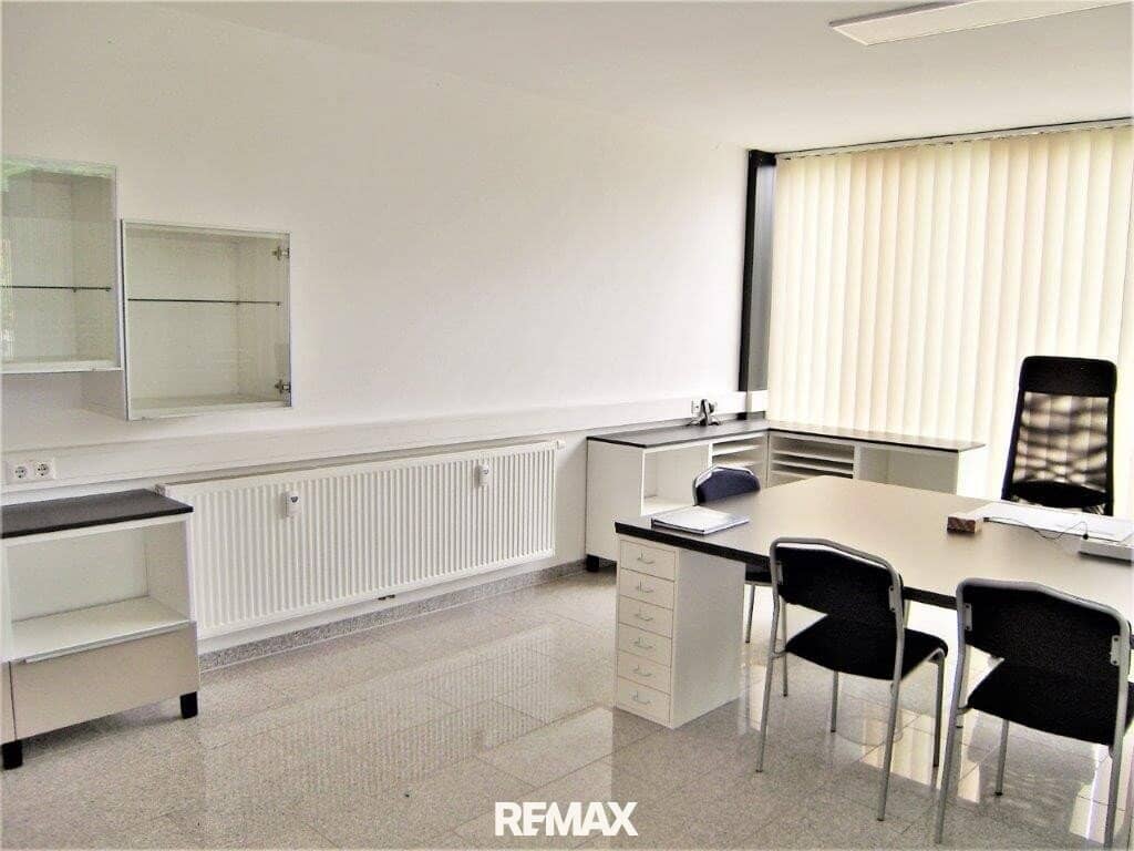 Büro - Geschäft - Hallenflächen, nur 10 Min. von Graz Ost - in 8081 Liebensdorf