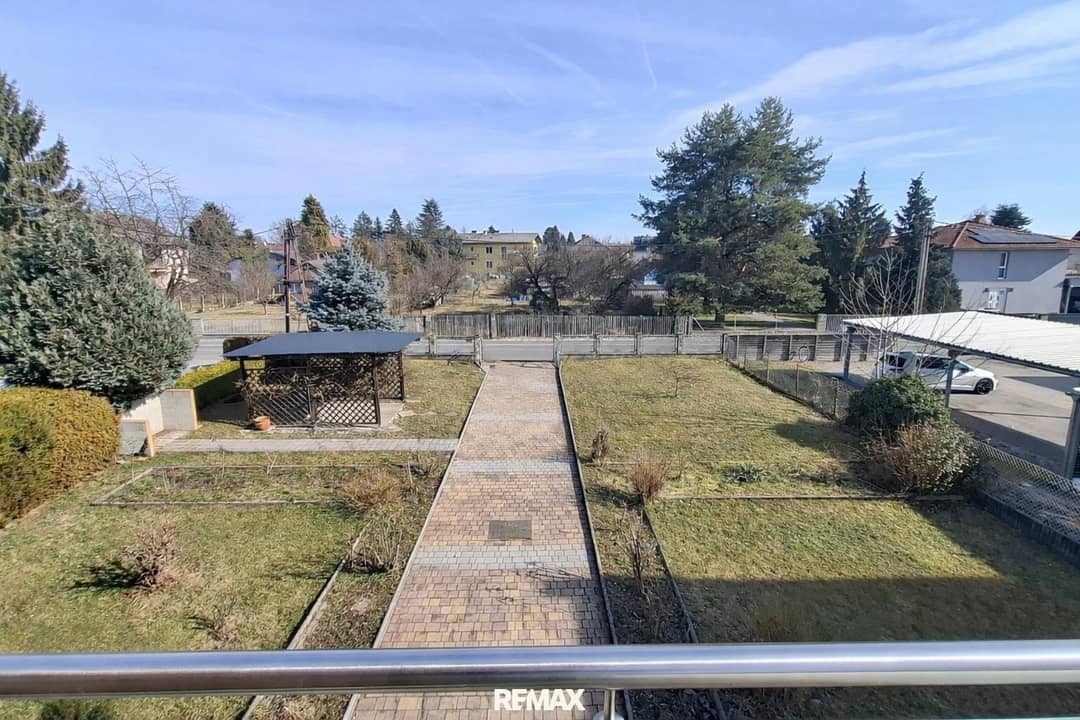 Ausblick-Vorderseite-Balkon(1)