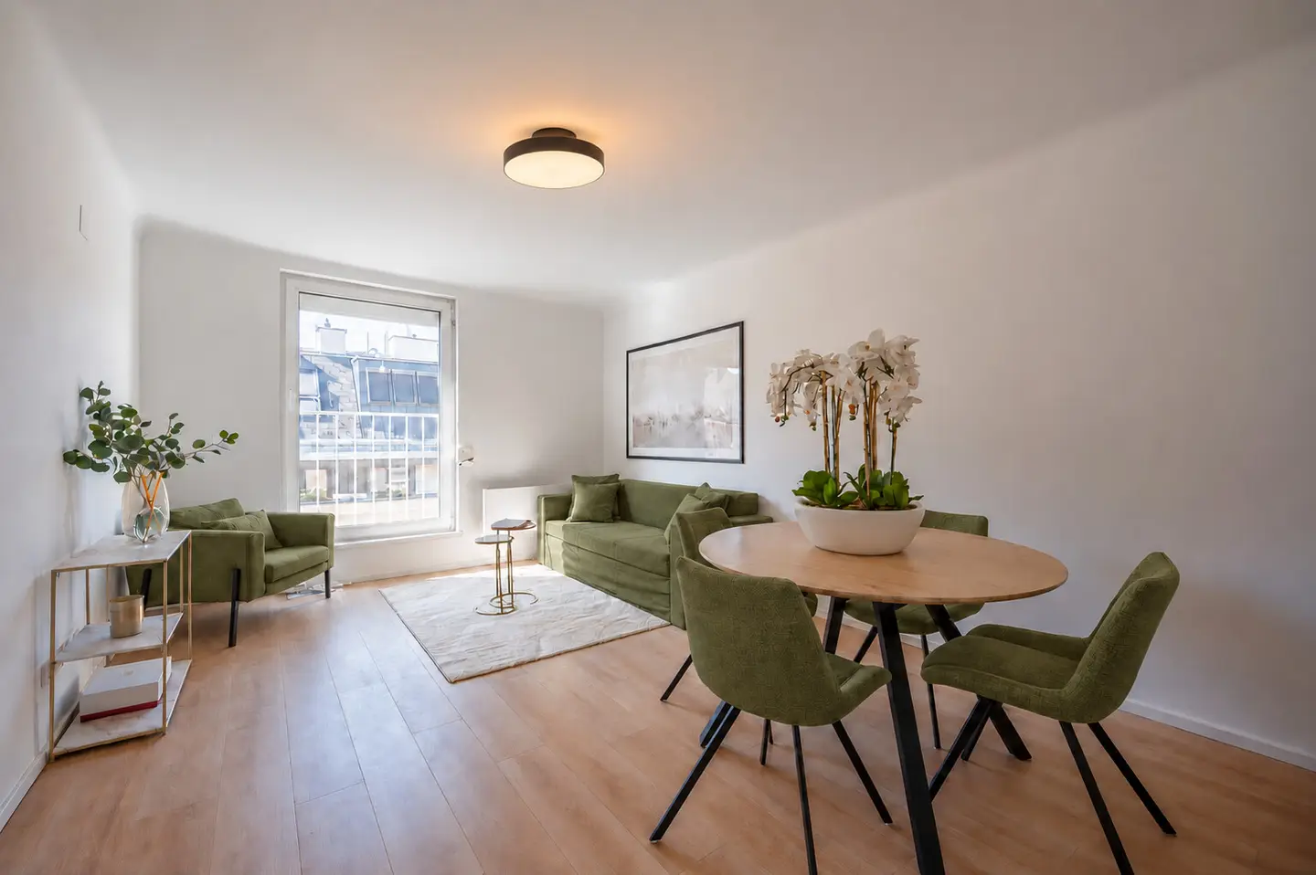Helle 2 Zimmer Wohnung mit Lift und Südausrichtung