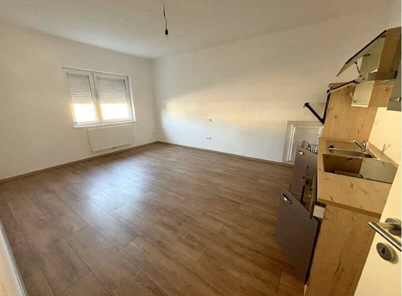 Helle Dachgeschosswohnung mit Kellerabteil in Frohsdorf