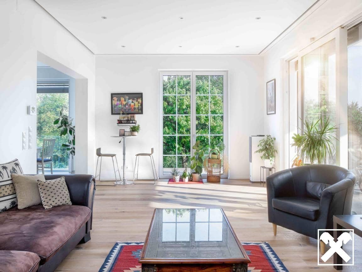 Einfamilienhaus mit Balkon und Terrasse in ruhiger Aussichtslage