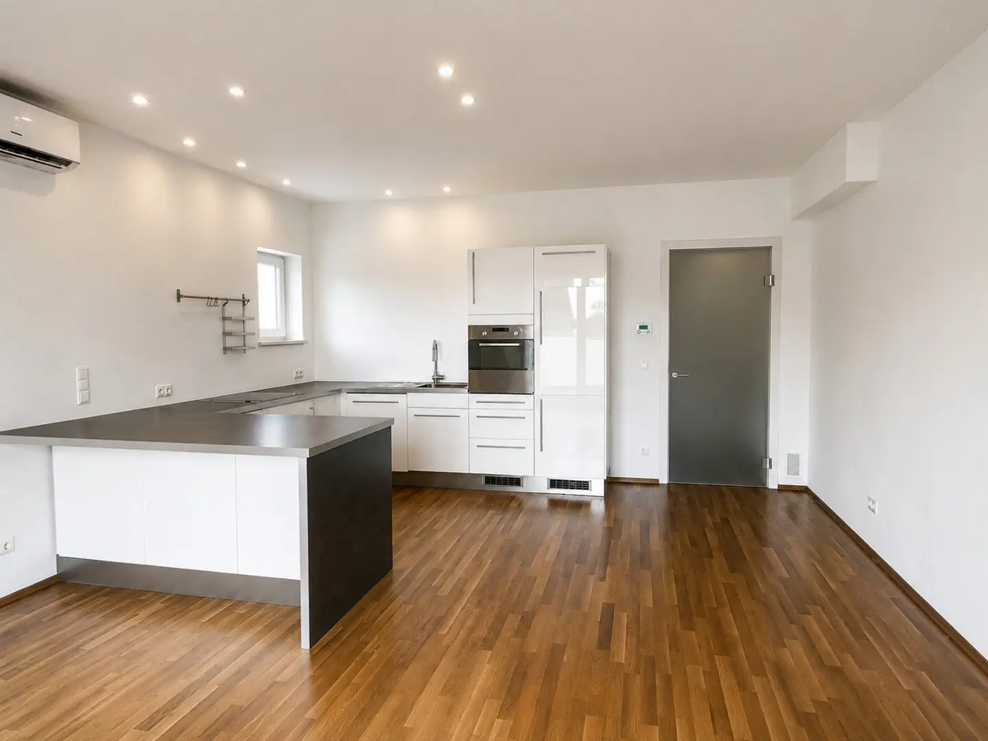 Wohnung mit Terrasse und Stellplatz in Grünruhelage