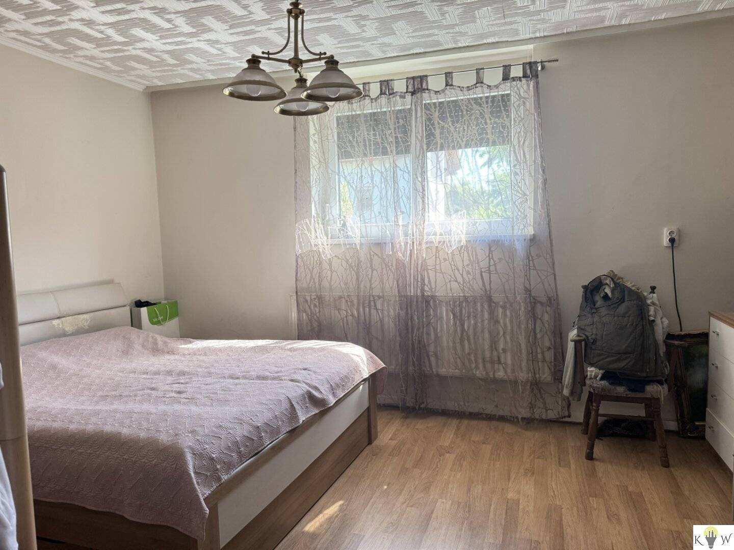 Spacious Family House with Terrace and Development Potential