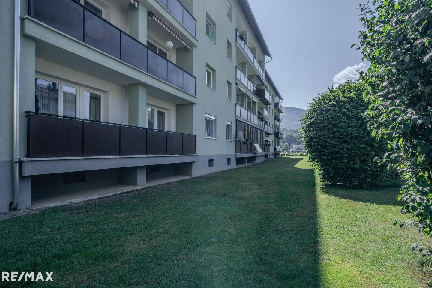 Helle Etagenwohnung mit Balkon und Kellerabteil