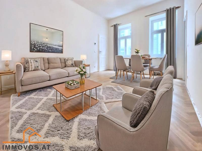 Renovated Altbau Apartment in Courtyard Location with Elevator