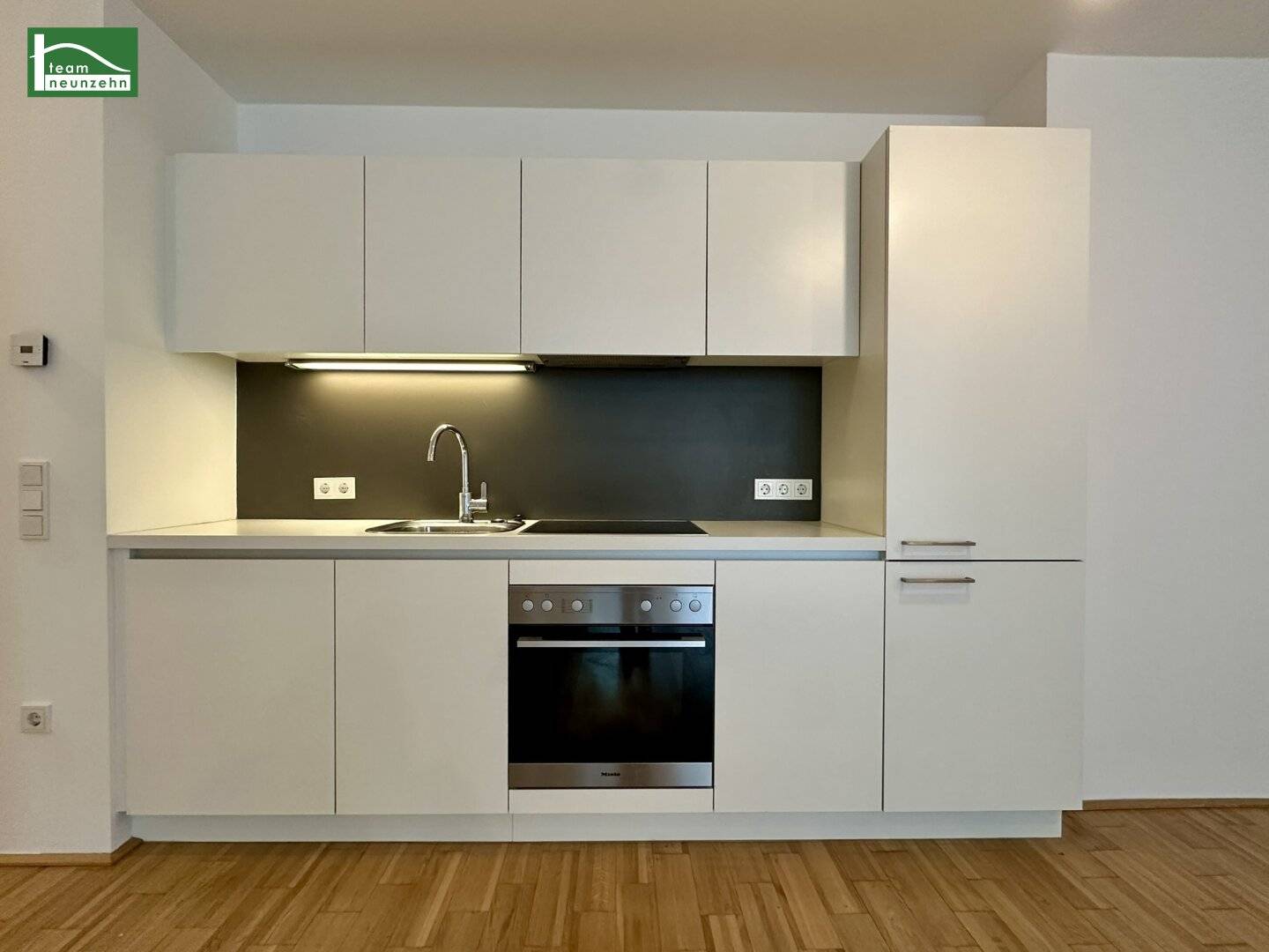 New build apartment with terrace and loggia in Meidling