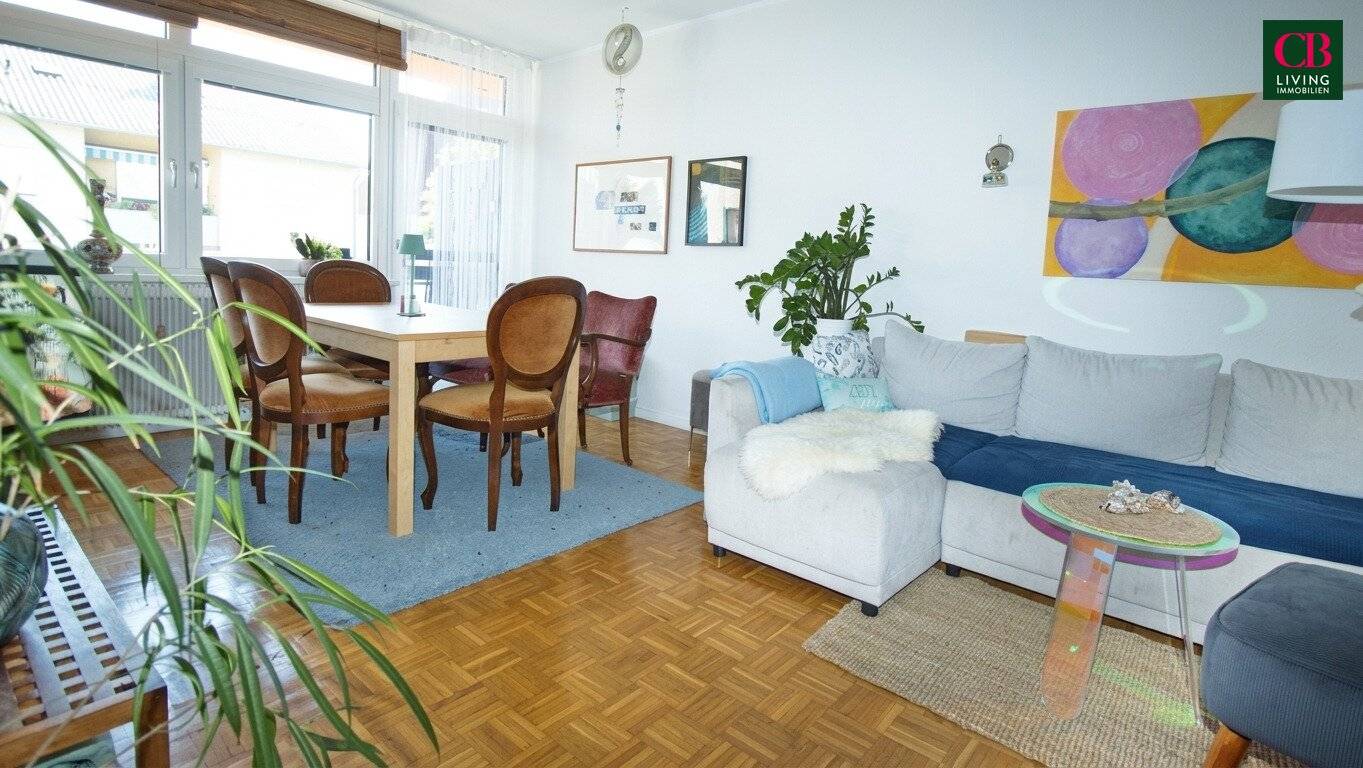 Modernisierte Wohnung mit Balkon in zentraler Lage