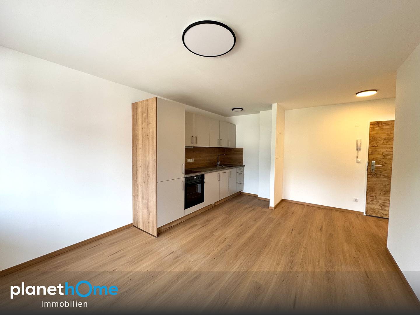 Renovated Apartment with Balcony in Central Wattens