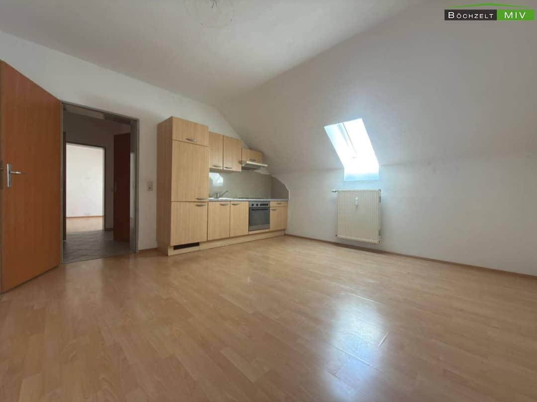 Wohnung im Zentrum mit möblierter Küche