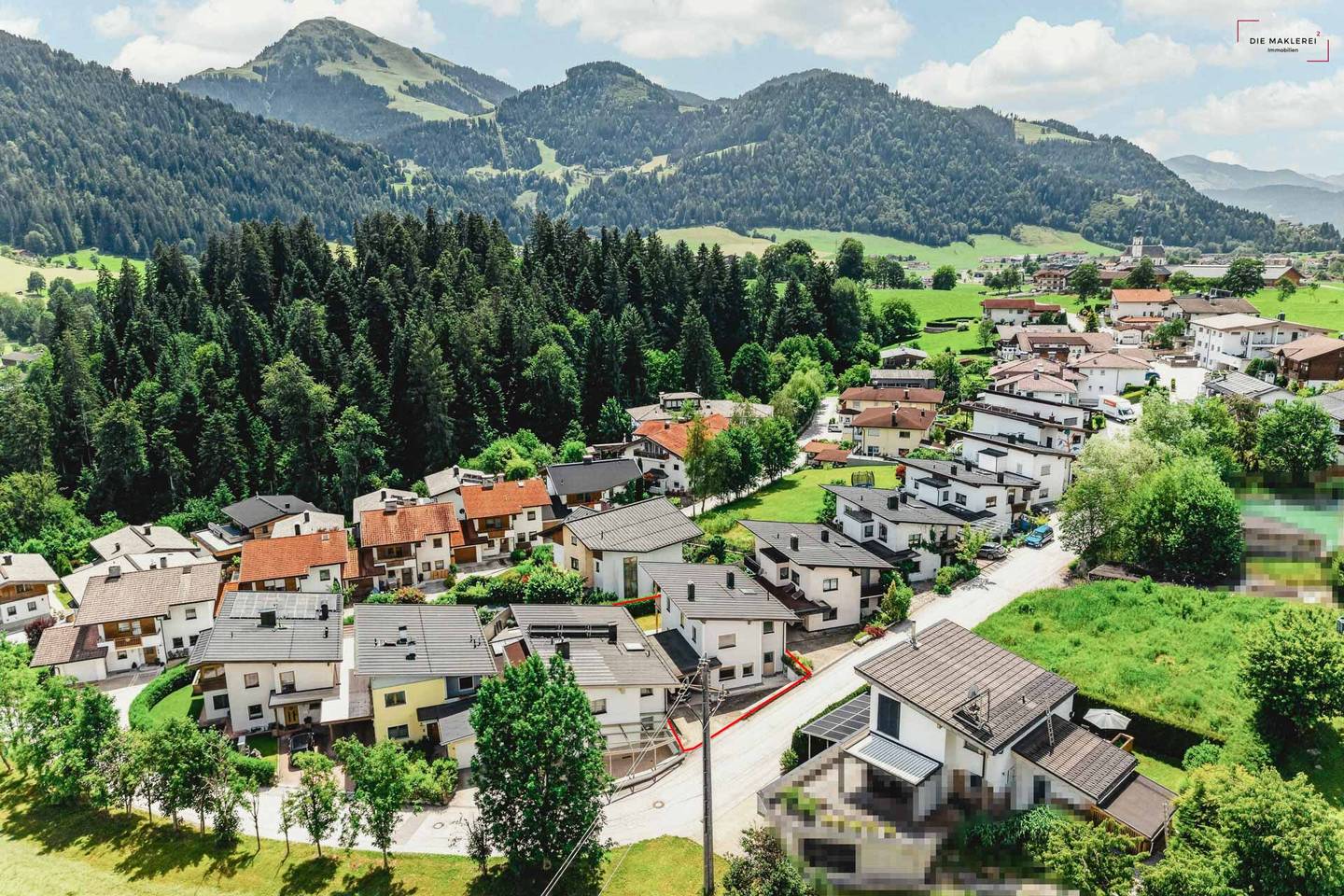 Einfamilienhaus mit Garten und Balkon in Söll