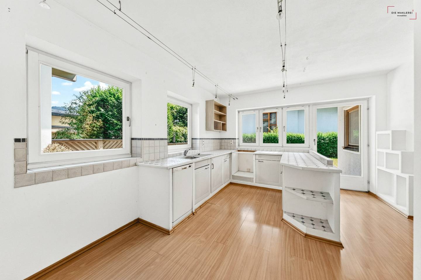 Einfamilienhaus mit Garten und Balkon in Söll