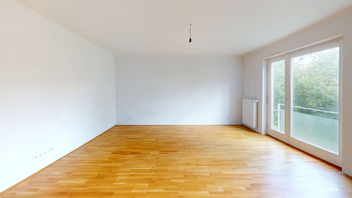 Helle Wohnung mit Parkett und Küche in Hietzing