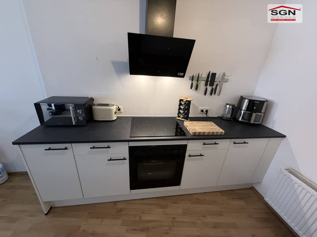 Helle Wohnung mit Balkon und Aufzug