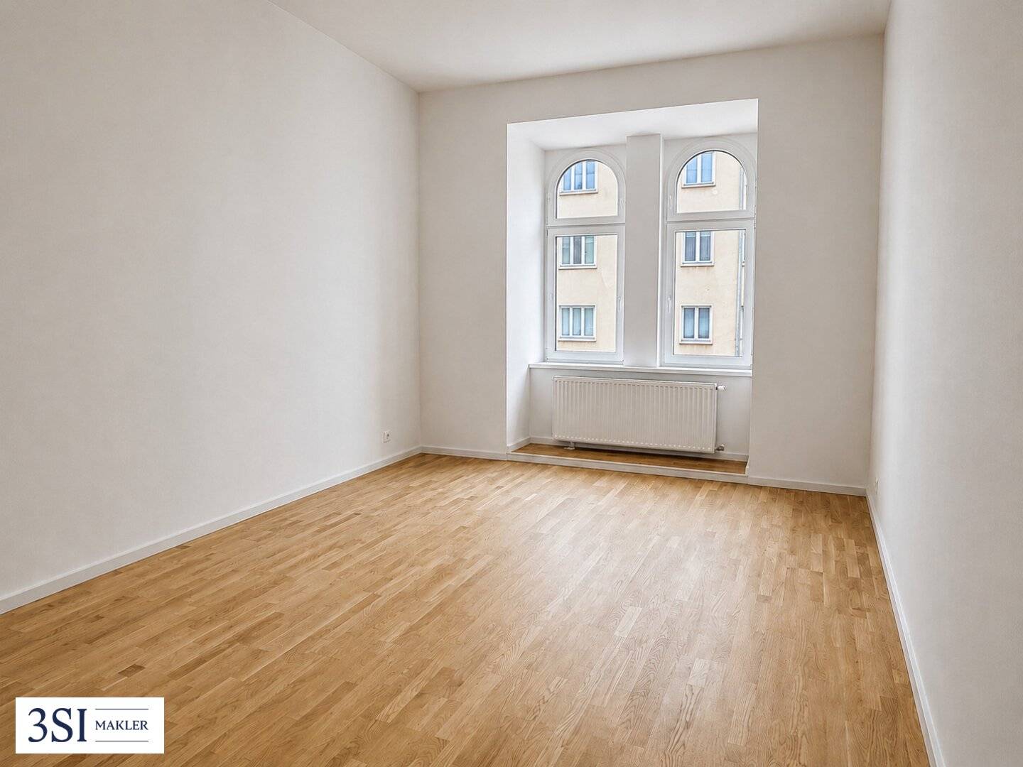 Renovated apartment in 5th district with elevator