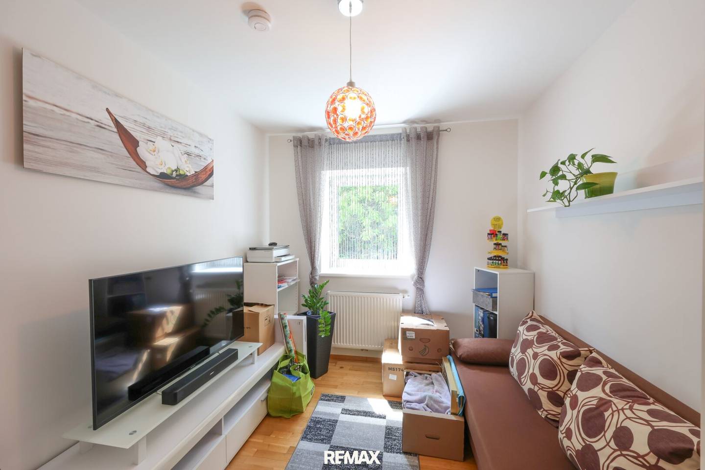 Apartment with balcony and parquet in a central location