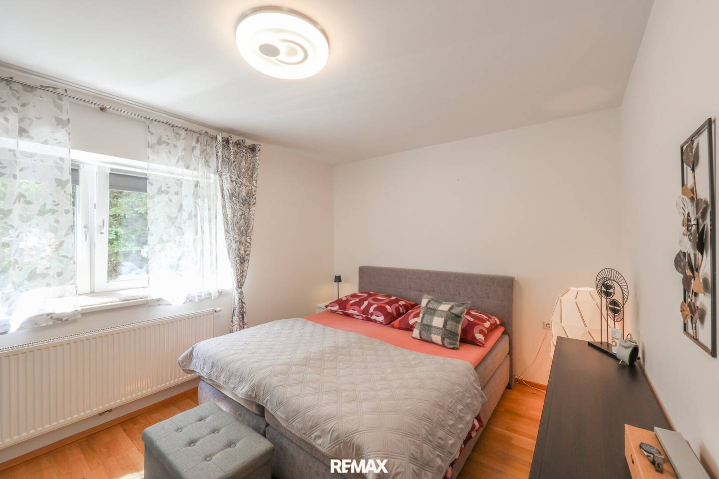Apartment with balcony and parquet in a central location
