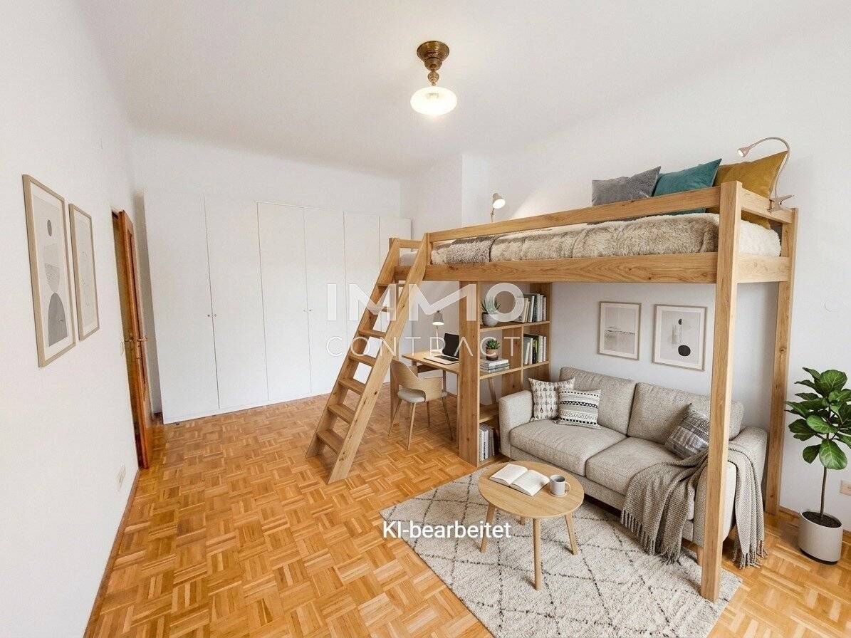 Hofseitige Altbauwohnung mit Parkett und Einbauküche