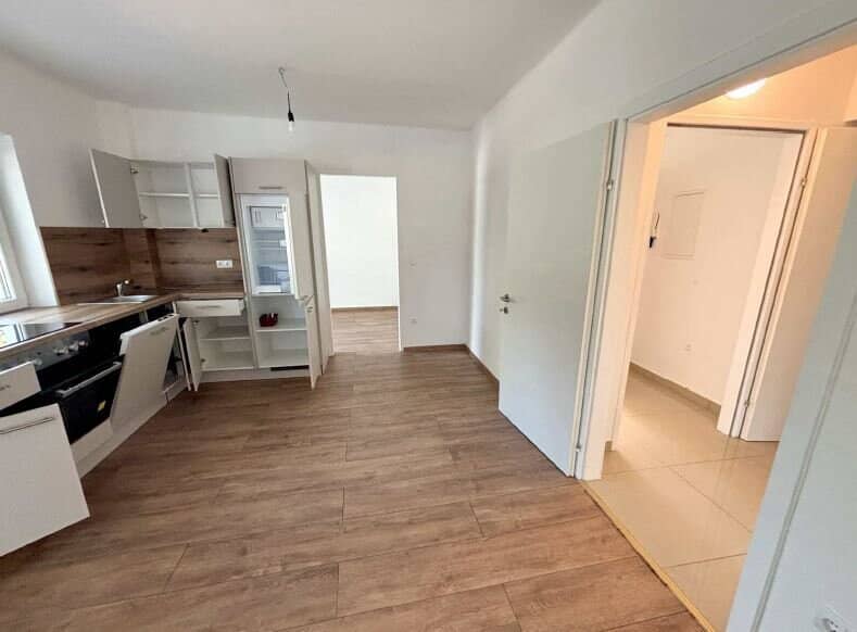 Dachgeschosswohnung mit Terrasse und Wohnküche in Frohsdorf