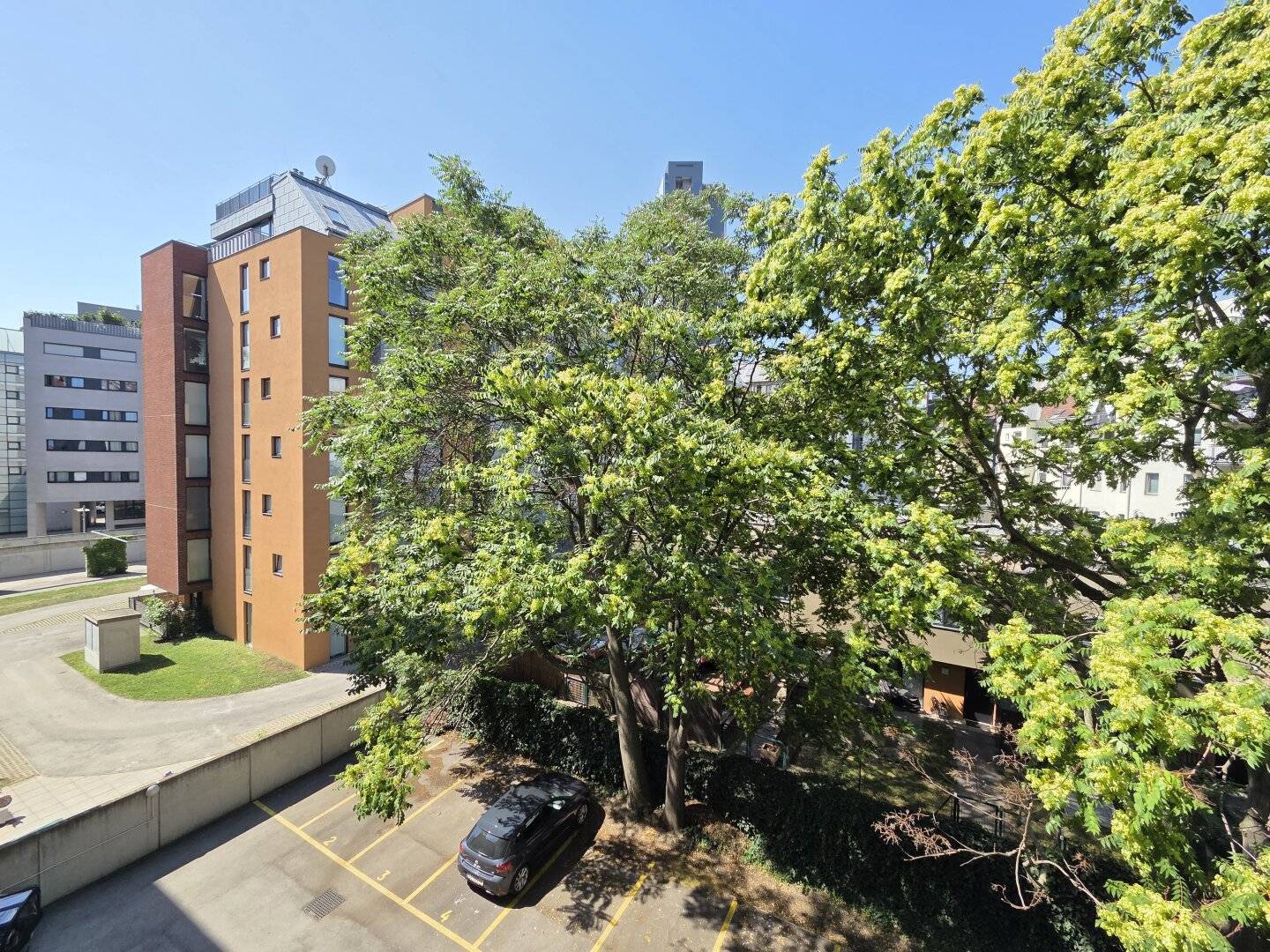Apartment with southwest loggia and parking space
