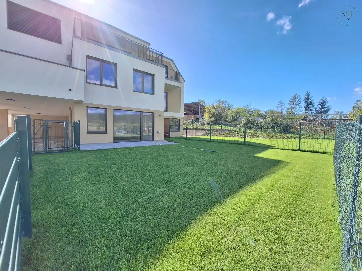 Gartenwohnung mit Terrasse und Blick in die Weinberge
