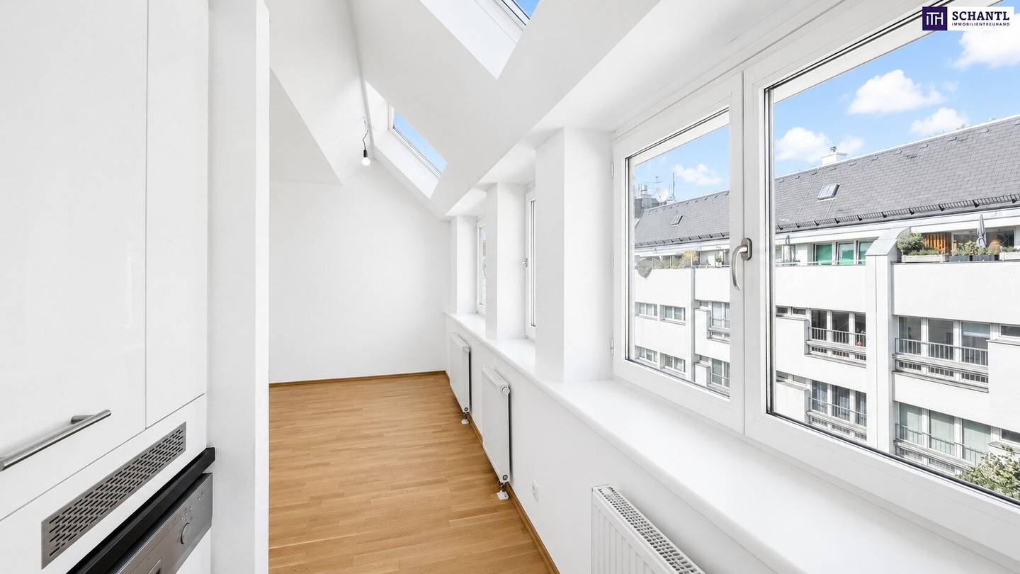 Helle Maisonettewohnung mit Klimaanlage und Fernwärme