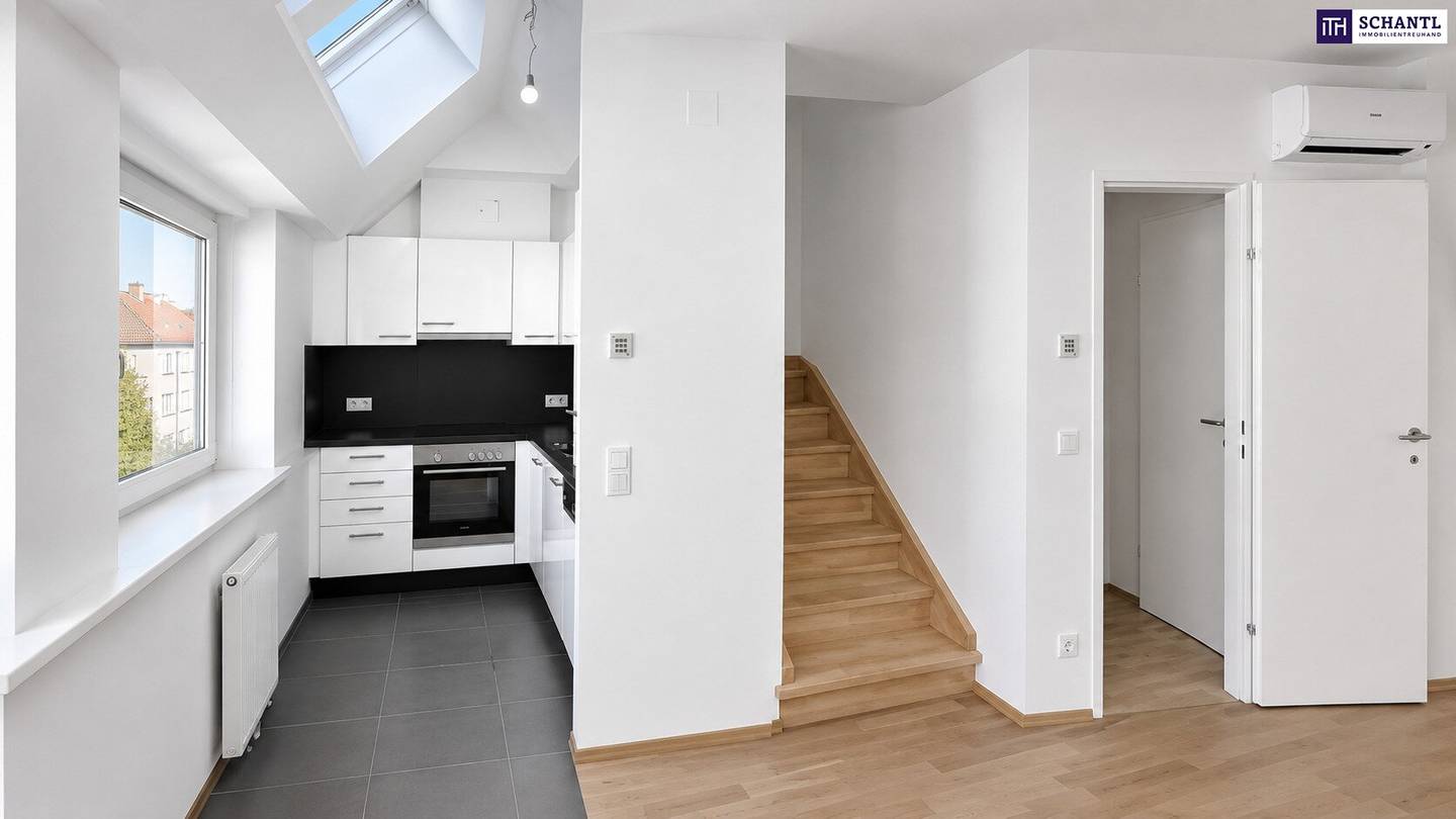 Helle Maisonettewohnung mit Klimaanlage und Fernwärme