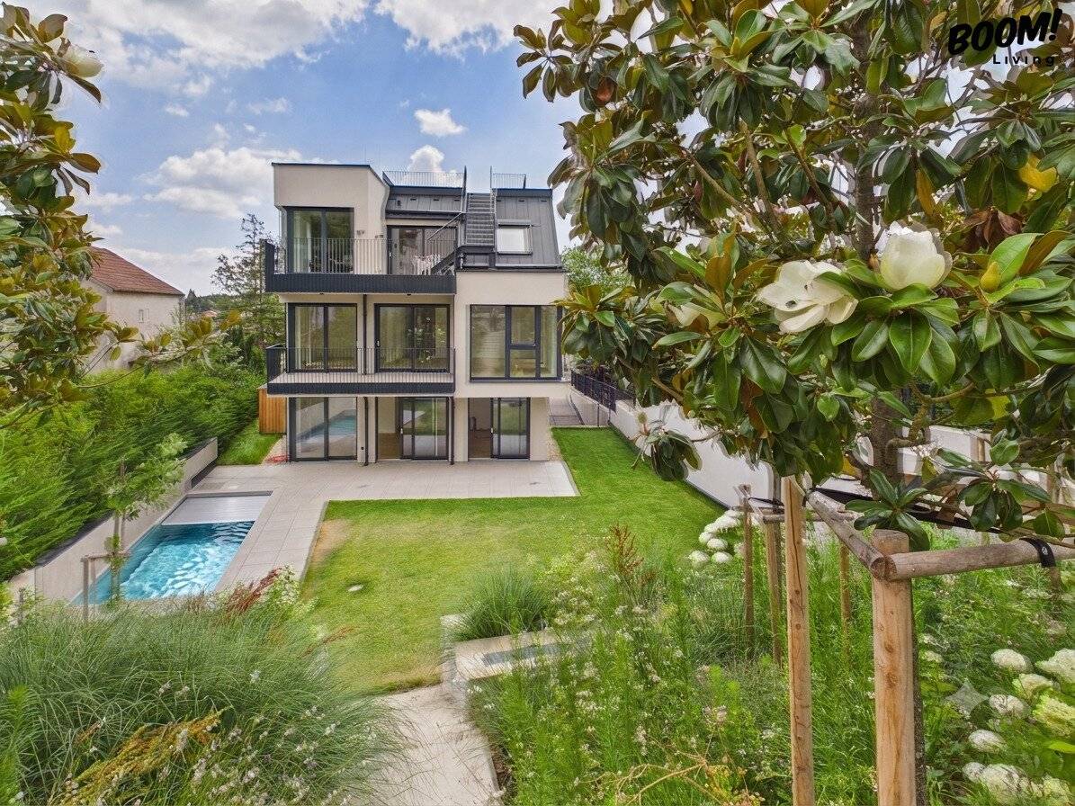 Gartenresidenz mit Pool und Sauna in Hietzing