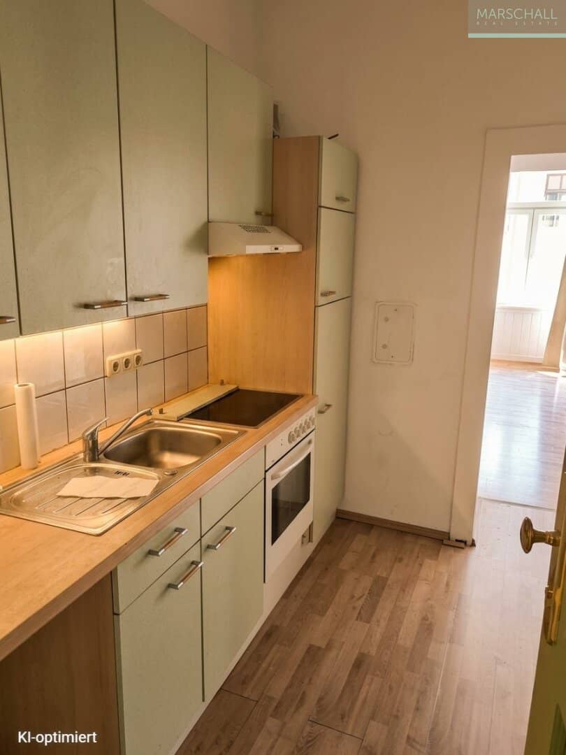 Gepflegte Altbauwohnung mit Lift und Parkettboden