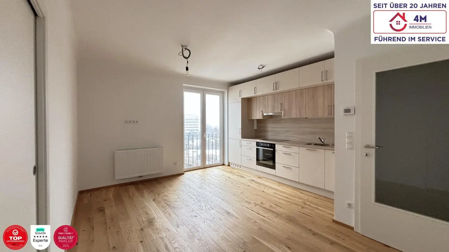 Renovated Apartment with Open Kitchen near Belvedere