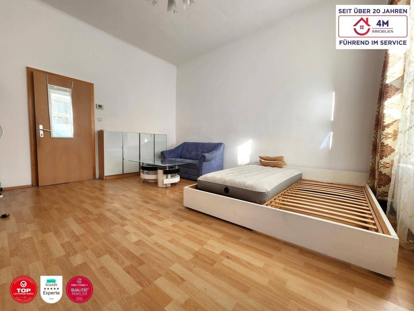Sanierungsbedürftige Altbauwohnung mit Kellerabteil nahe Augarten